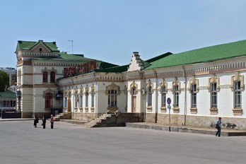 Железнодорожный вокзал Ессентуков в наше время 