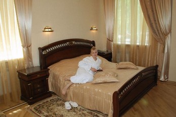 Спальня в номере люкс - санаторий имени Сеченова в Ессентуках