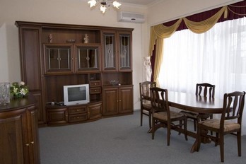 Гостиная в апартаментах в санатория Украина города Ессентуки