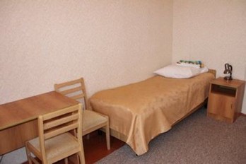 Спальня двухместного номера четвертого корпуса санатория Виктория г.Ессентуки