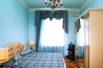 Спальня в номере трехкомнатный люкс - Военный санаторий города Ессентуки