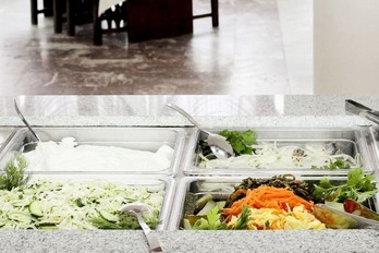 Блюда в столовой санатория Жемчужина Кавказа города Ессентуки