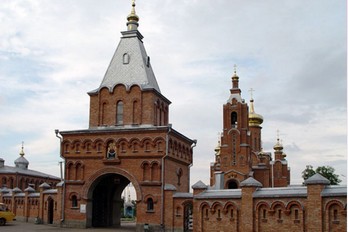 Врата Покровского храма г. Минерльные воды