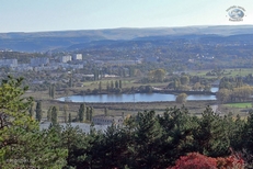 КМВ. Кисловодск. Вид на грод и озеро с Джинальского хребта