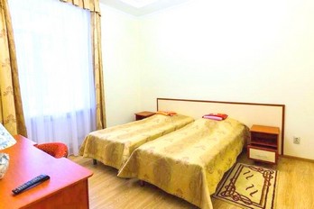 Спальня в номере двухместный люкс санатория Дон в Пятигорске