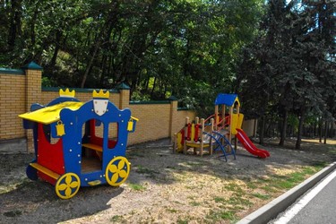 Детская площадка в санатории Галерея Палас в городе Пятигорске