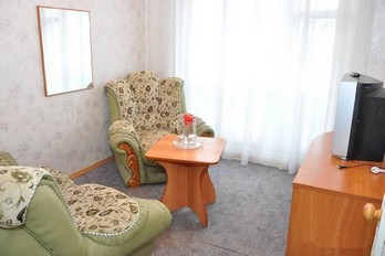 Гостиная в номере двухместный двухкомнатный в корпусе 3 санатория Лермонтова - город Пятигорск