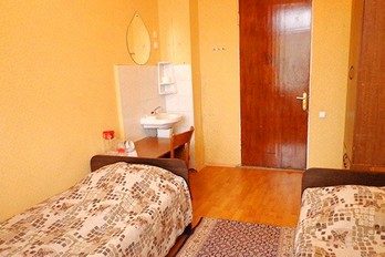 Спальня - двухместный однокомнатный номер без удобств - санаторий Пятигорье в городе Пятигорск