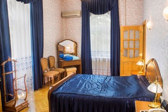 Спальня в двухместном номере апартамент - санаторий Родник - город Пятигорск