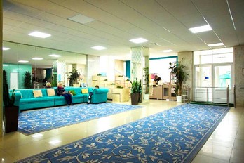 Холл санатория Тарханы в Пятигорске
