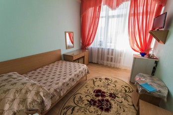 Спальная комната в номере однокомнатный одноместный в санатории Зори Ставрополья - город-курорт Пятигорск