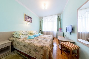 Спальня - двухместный однокомнатный номер санатория Зори Ставрополья - город-курорт Пятигорск