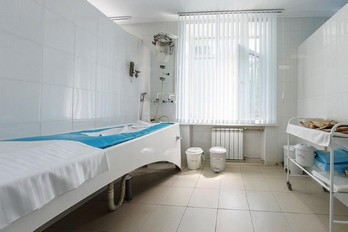 Аппарат для мониторного промывания кишечника в санатории имени Анджиевского города Ессентуки