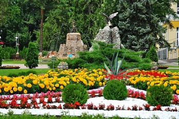 Парк в санатории Анджиевского в городе Ессентуки