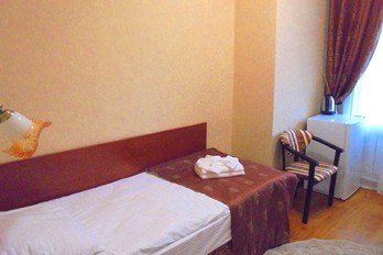 Спальная комната в однокомнатном номере первой категории - санаторий Целебный Ключ г.Ессентуки