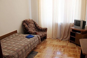 Спальня в номере одноместный первой категории - санаторий клиника ФМБА города Ессентуки