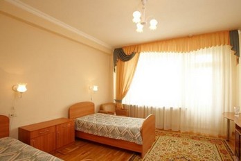 Спальня в номере стандарт - санаторий имени Калинина г.Ессентуки
