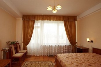 Комната в номере одноместный улучшенный - санаторий имени Калинина в городе Ессентуки
