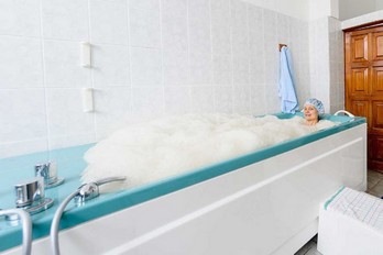 Пенно-солодковая ванна - санаторий Металлург город Есентуки