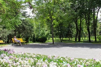 Парк в санатории Россия в Ессентуках