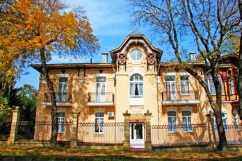 Дача генерала Макарова - корпус санатория Шахтёр в городе Ессентуки