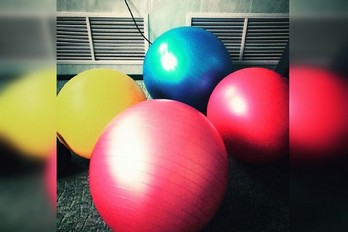 Мячи в спортивном зале санатория Украина в Ессентуках