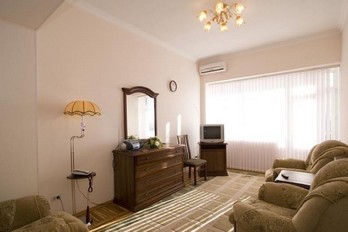Гостевая комната в апартаментах санатория Украина города Ессентуки