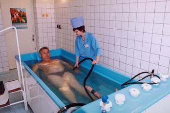 Минеральная ванна в Военном санатории города Ессентуки