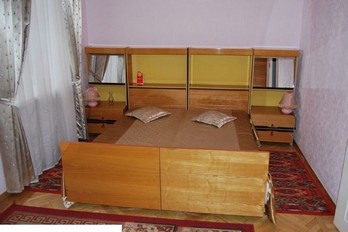 Спальня однокомнатного двухместного номера - центральный военный (ЦВС) санаторий города Ессентуки