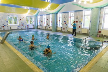 Крытый бассейн в санатории 30-летия Победы в городе Железноводск