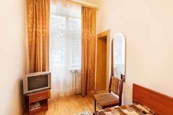 Спальня в одноместном обычном номере санатория Бештау - город Железноводск