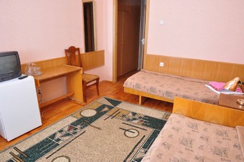 Двухместный номер второй категории санатория Дубрава в Железноводске
