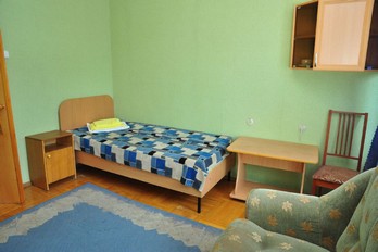 Спальная комната в номере одноместном второй категории в санатории Дубрава - город Железноводск