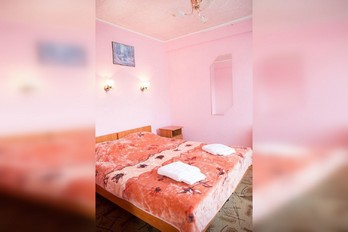 Спальня в полулюксе санатория Эльбрус в горде Железноводск