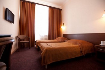 Кровати в двухместном номере с одной комнатой санатория Кирова - город Железноводск