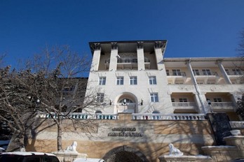 Главный корпус санатория Кирова в городе Железноводск