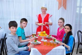 Завтрак в столовой санатория им.Крупской - город Железноводск