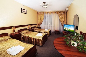 Спальня в номере трехместный однокомнатный - санаторий Лесной - город Железноводск