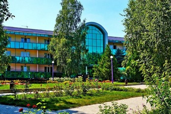 Лечебный корпус санатория Лесной в городе Железноводск