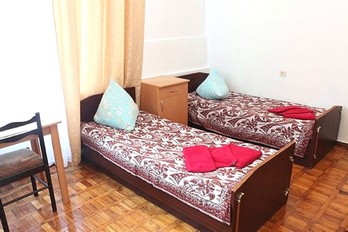 Спальня в номере двухместный стандарт корпуса 6 - санаторий Салют - город Железноводск