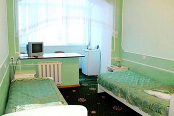 Спальня в номере двухместный первой категории в первом корпусе - санаторий Здоровье города Железноводск